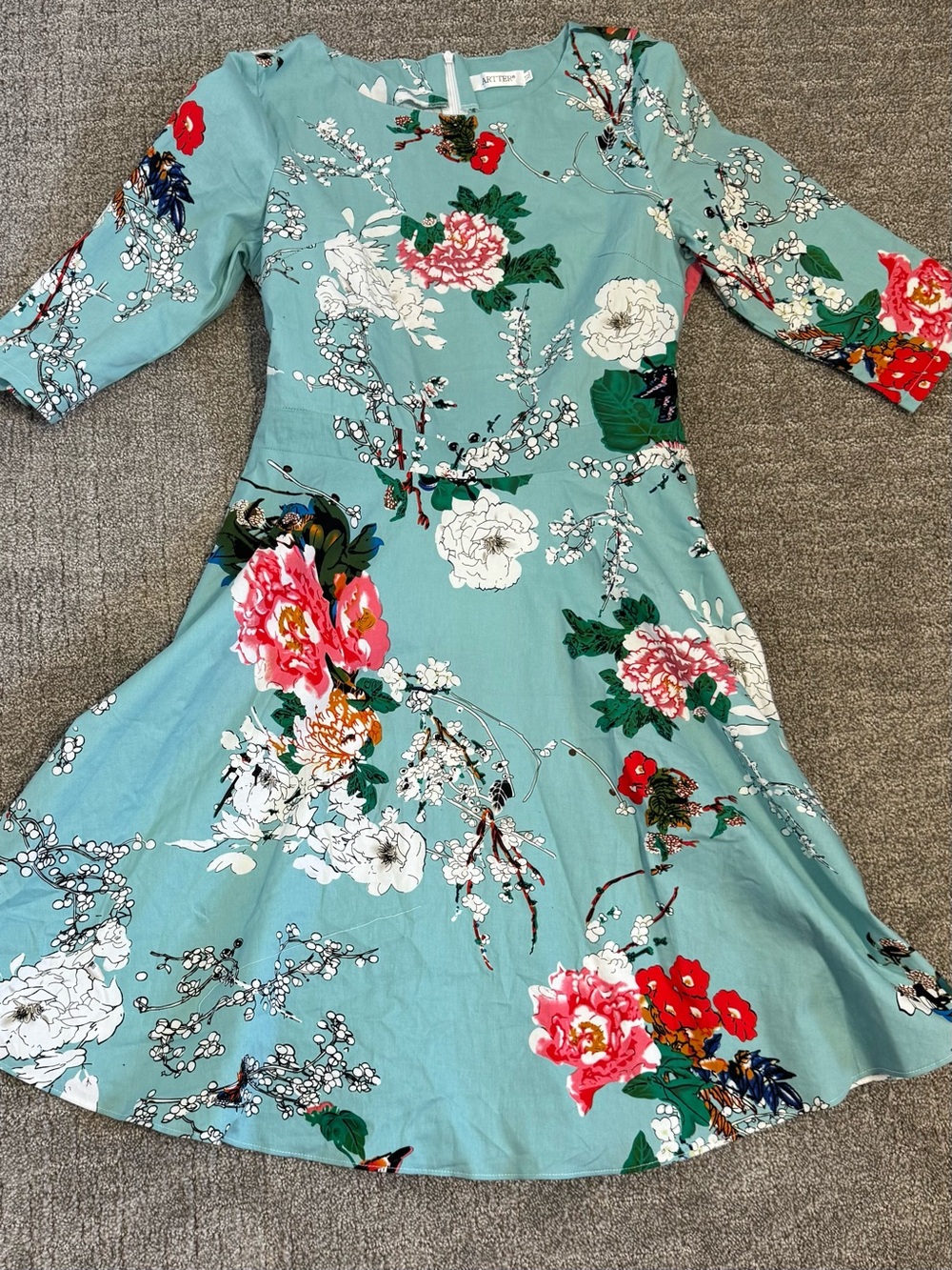 Beautiful Artter floral dress XL